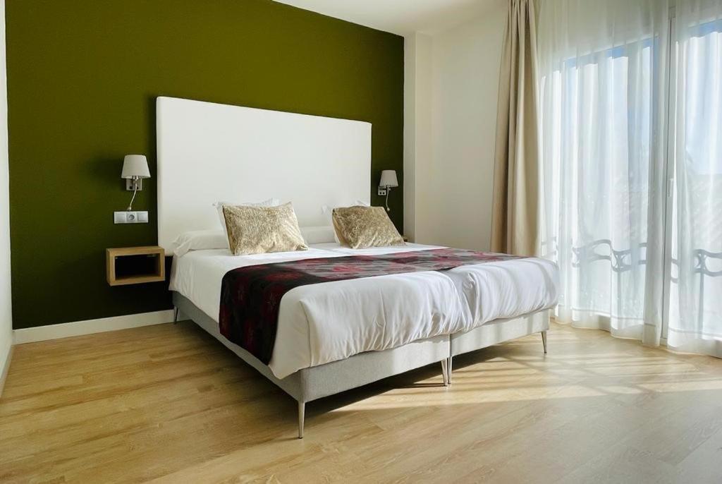 Anoreta Suites Rincón de la Victoria Exteriör bild